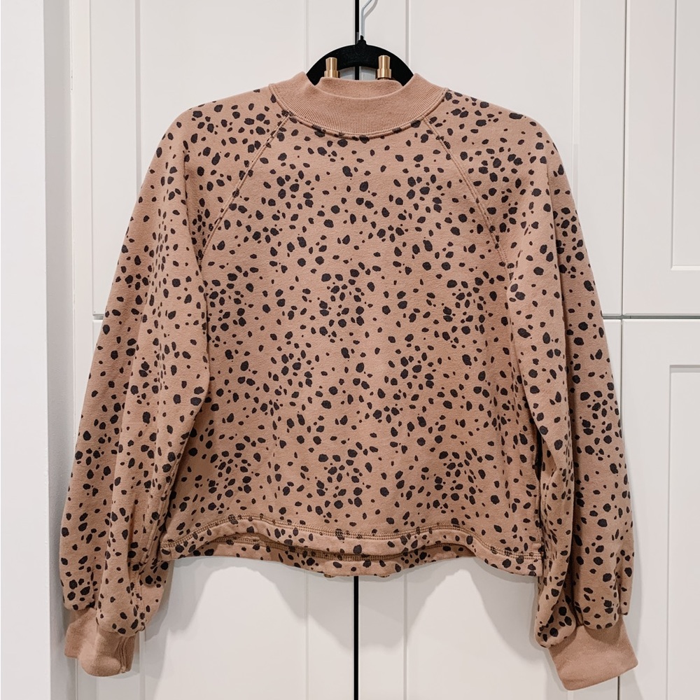 Abercrombie & Fitch: Tan Leopard Print Crewneck